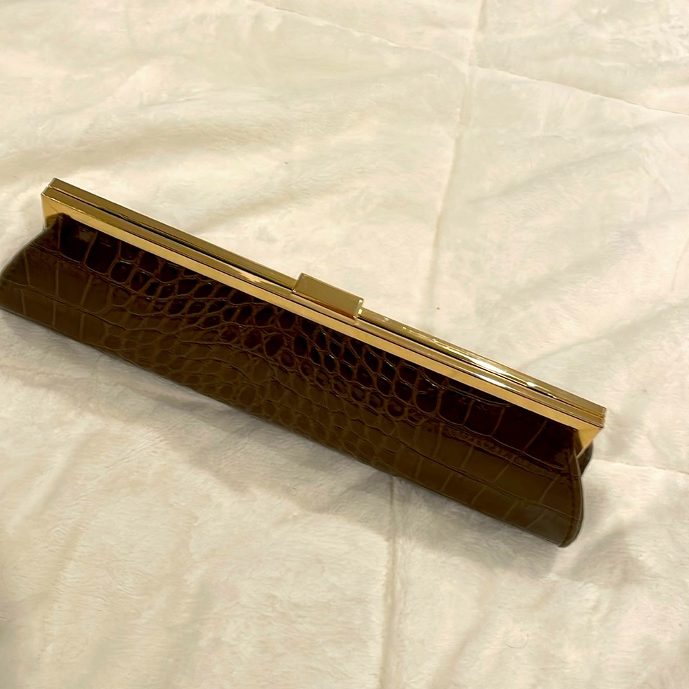 BROWN & GOLD CLUTCH